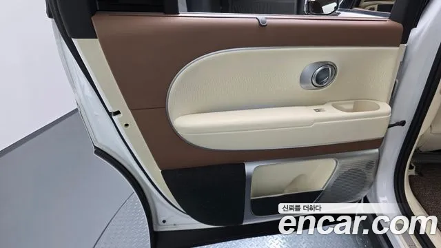 2025 Hyundai Ioniq 9 Cruise Type 2WD Sold VIN KMHMW811FSA001352 – dashboard