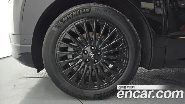 2025 Hyundai Ioniq 9 Performance Type Awd Sold VIN KMHMX815PSA002698 – front exterior