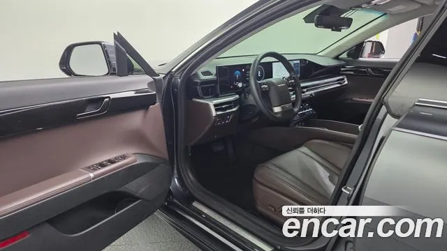 2023 Hyundai Grandeur Hybrid (GN7) Premium Sold VIN KMHN1411BPA011271 – trunk area