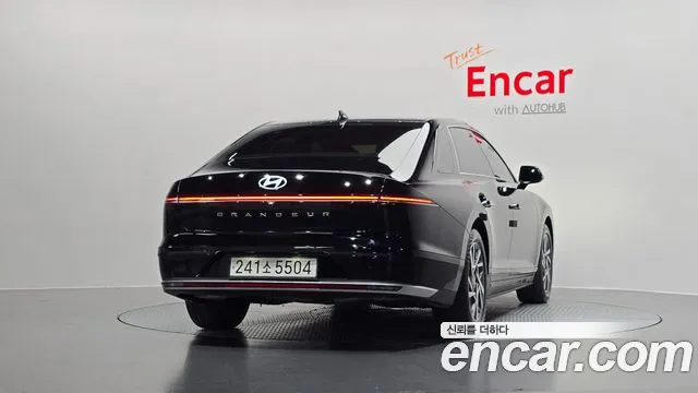 2023 Hyundai Grandeur Hybrid (GN7) Premium Sold VIN KMHN1411BPA022295 – dashboard