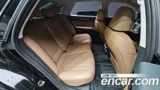 2023 Hyundai Grandeur Hybrid (GN7) Premium Sold VIN KMHN1411BPA038949 – trunk area