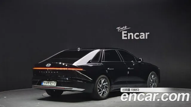 2023 Hyundai Grandeur Hybrid (GN7) Premium Sold VIN KMHN1411BPA038949 – photo 18