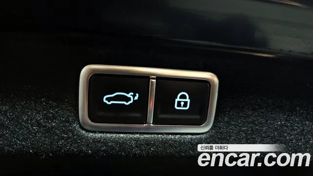 2025 Hyundai Grandeur Hybrid (Gn7) Premium Sold VIN KMHN1411BSA088149 – front exterior