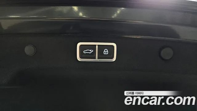 2025 Hyundai Grandeur Hybrid (GN7) Premium Sold VIN KMHN1411BSA098498 – side profile