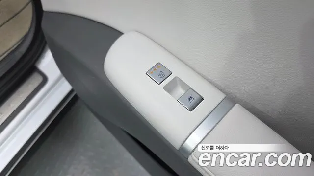 2025 Hyundai Grandeur Hybrid (GN7) Premium Sold VIN KMHN1411BSA099724 – side profile