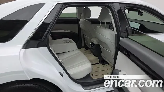 2025 Hyundai Grandeur Hybrid (GN7) Premium Sold VIN KMHN1411BSA099724 – interior seats