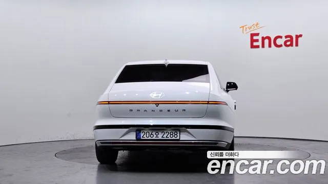 2025 Hyundai Grandeur Hybrid (GN7) Premium Sold VIN KMHN1411BSA114489 – trunk area