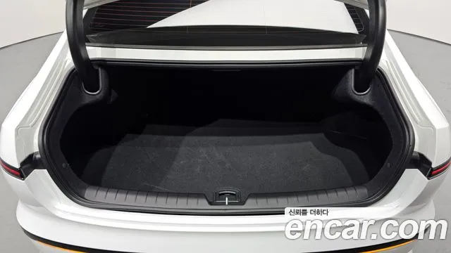 2025 Hyundai Grandeur Hybrid (GN7) Premium Sold VIN KMHN1411BSA114489 – photo 17
