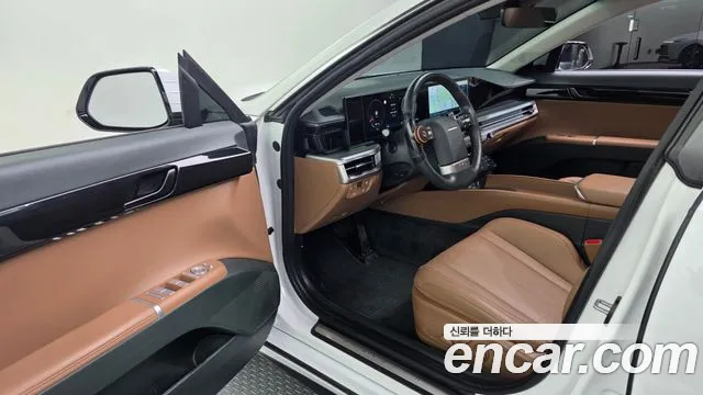 2023 Hyundai Grandeur (GN7) 3.5 LPG 2WD Sold VIN KMHN141FBPA014008 – trunk area