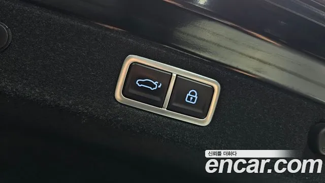 2023 Hyundai Grandeur (GN7) 3.5 LPG 2WD Sold VIN KMHN141FBPA015226 – engine bay
