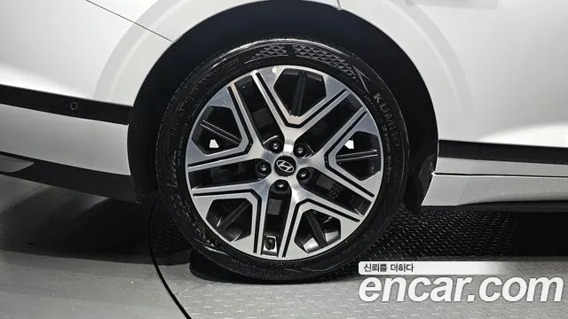 2024 Hyundai Grandeur (GN7) 3.5 LPG 2WD Sold VIN KMHN141FBRA068043 – exterior detail