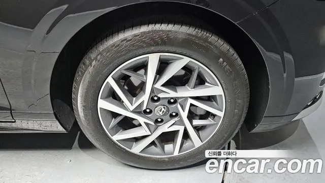 2026 Hyundai Grandeur (GN7) 3.5 LPG 2WD Sold VIN KMHN141FBTA121840 – undercarriage