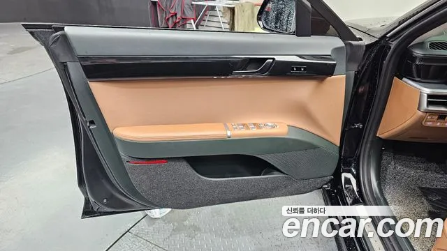 2023 Hyundai Grandeur Hybrid (GN7) Exclusive Sold VIN KMHN2411BPA003311 – exterior detail