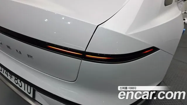 2023 Hyundai Grandeur Hybrid (GN7) Exclusive Sold VIN KMHN2411BPA033069 – interior seats