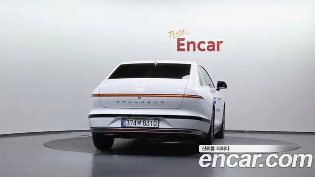 2023 Hyundai Grandeur Hybrid (GN7) Exclusive Sold VIN KMHN2411BPA033069 – undercarriage