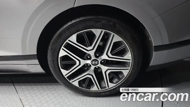 2024 Hyundai Grandeur Hybrid (GN7) Exclusive Sold VIN KMHN2411BRA065306 – undercarriage