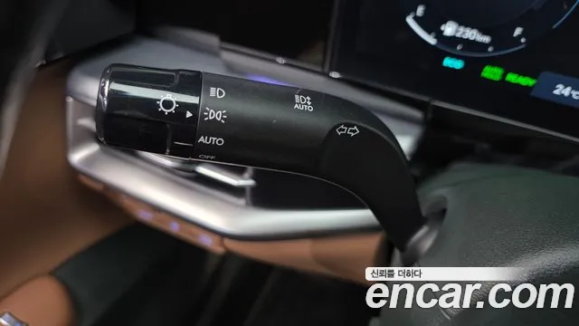 2024 Hyundai Grandeur Hybrid (GN7) Exclusive Sold VIN KMHN2411BRA066238 – exterior detail