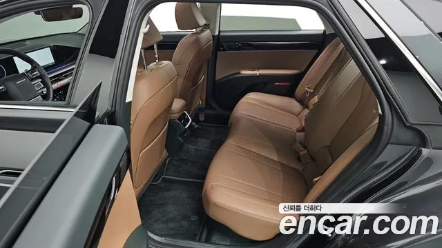 2024 Hyundai Grandeur Hybrid (Gn7) Exclusive Sold VIN KMHN2411BRA068543 – front exterior