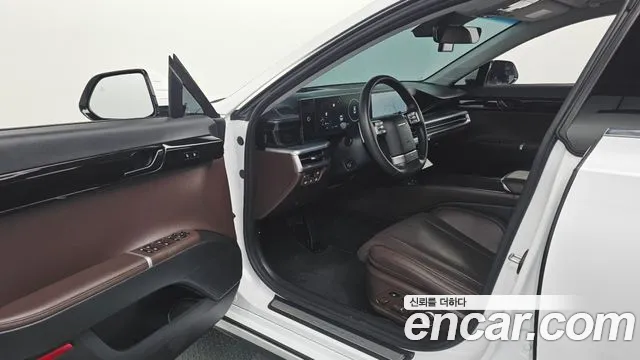 2024 Hyundai Grandeur Hybrid (GN7) Exclusive Sold VIN KMHN2411BRA069012 – undercarriage