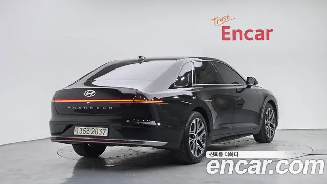 2024 Hyundai Grandeur Hybrid (GN7) Exclusive Sold VIN KMHN2411BRA075237 – engine bay