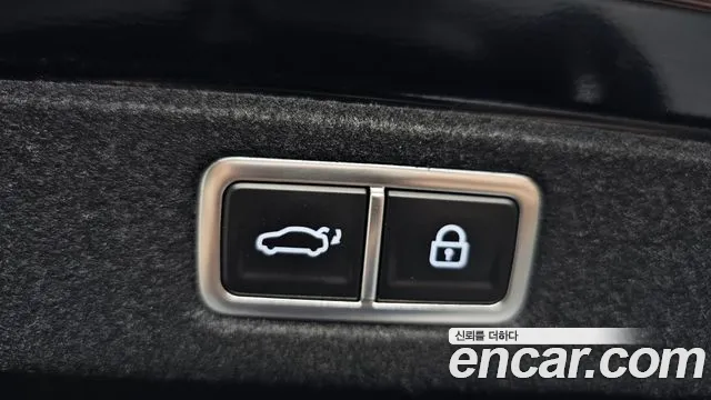 2025 Hyundai Grandeur Hybrid (GN7) Exclusive Sold VIN KMHN2411BSA082134 – side profile