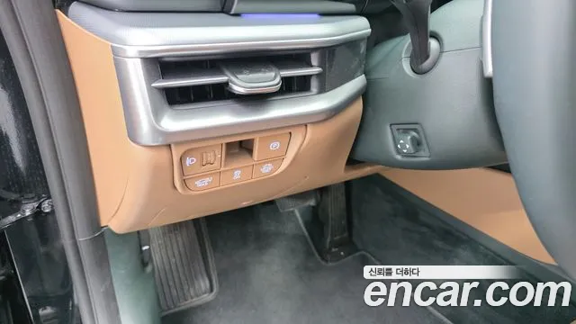 2025 Hyundai Grandeur Hybrid (Gn7) Exclusive Sold VIN KMHN2411BSA116165 – front exterior