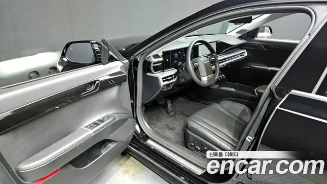 2023 Hyundai Grandeur (GN7) 3.5 Gasoline 2WD Sold VIN KMHN241EBPA012902 – exterior detail