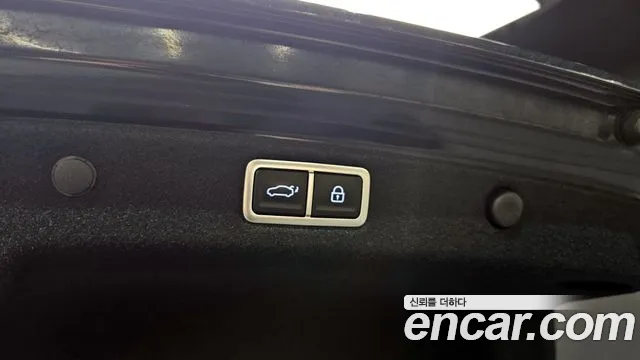 2023 Hyundai Grandeur (GN7) 3.5 Gasoline 2WD Sold VIN KMHN241EBPA012902 – photo 19