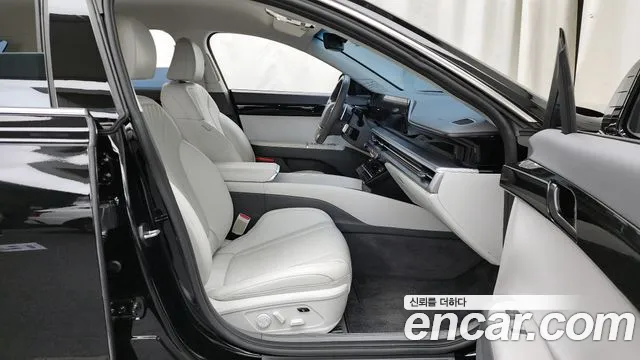 2023 Hyundai Grandeur (GN7) 3.5 Gasoline 2WD Sold VIN KMHN241EBPA017306 – side profile