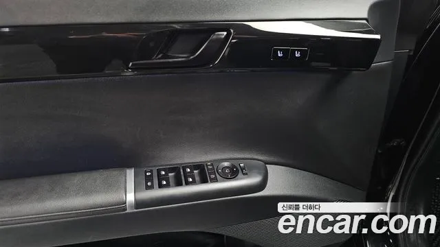 2025 Hyundai Grandeur (GN7) 3.5 LPG 2WD Sold VIN KMHN241FBSA089975 – interior seats