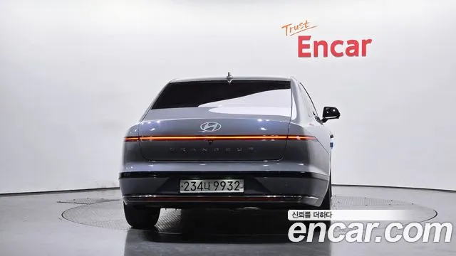 2023 Hyundai Grandeur Hybrid (GN7) Calligraphy Sold VIN KMHN3411BPA006487 – exterior detail 2023 Hyundai Grandeur Hybrid (GN7) Calligraphy Sold VIN KMHN3411BPA006487 – exterior detail