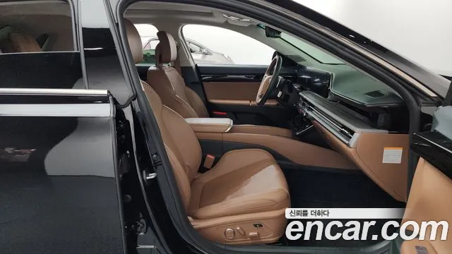 2023 Hyundai Grandeur Hybrid (GN7) Calligraphy Sold VIN KMHN3411BPA015636 – interior seats