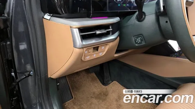 2023 Hyundai Grandeur Hybrid (GN7) Calligraphy Sold VIN KMHN3411BPA023298 – dashboard 2023 Hyundai Grandeur Hybrid (GN7) Calligraphy Sold VIN KMHN3411BPA023298 – dashboard