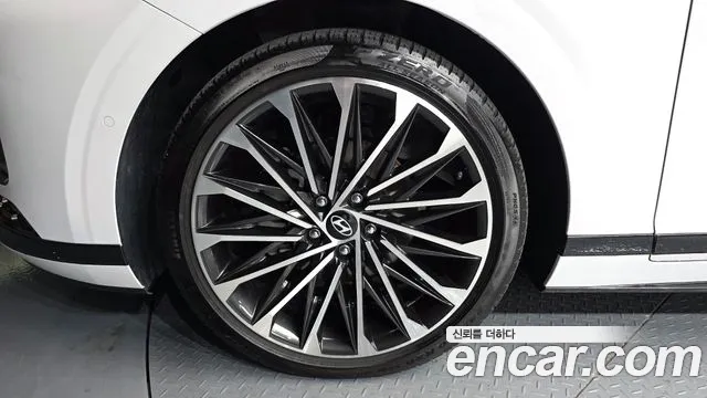 2023 Hyundai Grandeur Hybrid (GN7) Calligraphy Sold VIN KMHN3411BPA028687 – photo 17