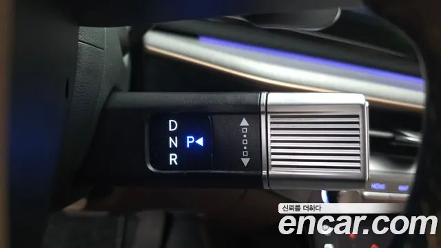 2023 Hyundai Grandeur Hybrid (GN7) Calligraphy Sold VIN KMHN3411BPA029500 – interior seats