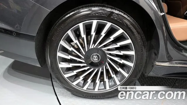 2023 Hyundai Grandeur Hybrid (GN7) Calligraphy Sold VIN KMHN3411BPA047050 – photo 13