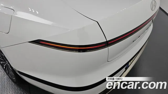 2023 Hyundai Grandeur Hybrid (Gn7) Calligraphy Sold VIN KMHN3411BPA048840 – front exterior