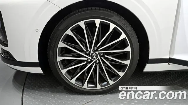 2023 Hyundai Grandeur Hybrid (GN7) Calligraphy Sold VIN KMHN3411BPA052915 – undercarriage