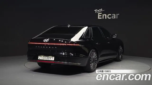 2023 Hyundai Grandeur Hybrid (GN7) Calligraphy Sold VIN KMHN3411BPA054619 – exterior detail