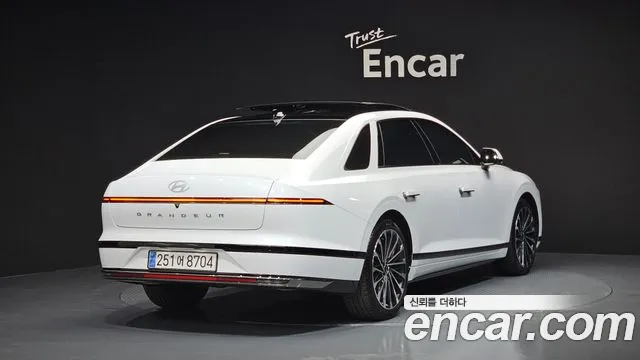 2024 Hyundai Grandeur Hybrid (GN7) Calligraphy Sold VIN KMHN3411BRA063231 – photo 12
