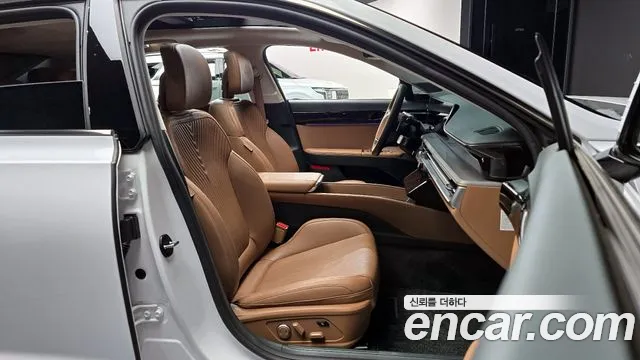 2024 Hyundai Grandeur Hybrid (GN7) Calligraphy Sold VIN KMHN3411BRA064325 – dashboard