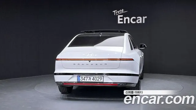 2024 Hyundai Grandeur Hybrid (GN7) Calligraphy Sold VIN KMHN3411BRA064325 – trunk area