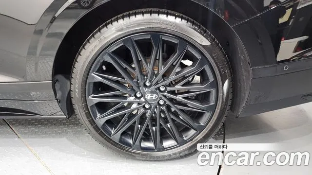 2024 Hyundai Grandeur Hybrid (GN7) Calligraphy Sold VIN KMHN3411BRA074381 – photo 16 2024 Hyundai Grandeur Hybrid (GN7) Calligraphy Sold VIN KMHN3411BRA074381 – photo 16
