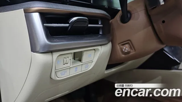 2024 Hyundai Grandeur Hybrid (GN7) Calligraphy Sold VIN KMHN3411BRA074601 – dashboard