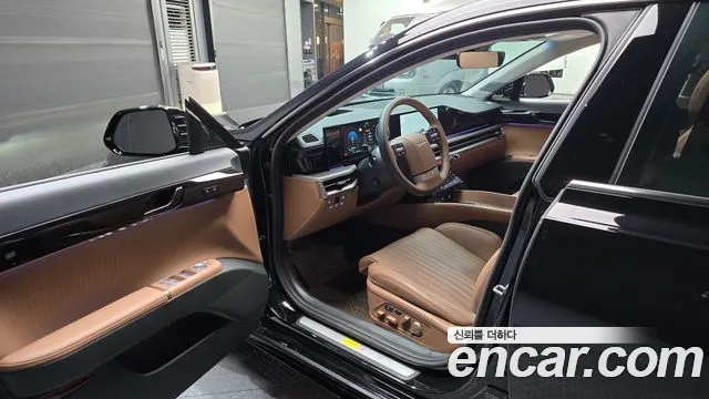 2025 Hyundai Grandeur Hybrid (GN7) Calligraphy Sold VIN KMHN3411BSA086026 – undercarriage
