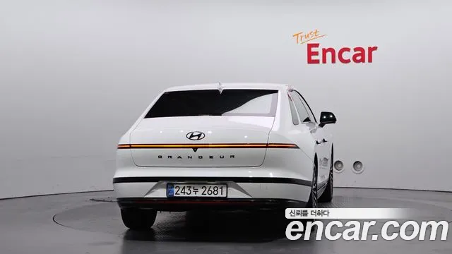 2025 Hyundai Grandeur Hybrid (GN7) Calligraphy Sold VIN KMHN3411BSA102795 – photo 14 2025 Hyundai Grandeur Hybrid (GN7) Calligraphy Sold VIN KMHN3411BSA102795 – photo 14