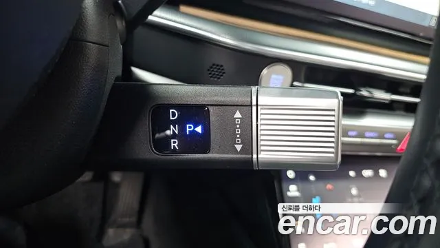 2025 Hyundai Grandeur Hybrid (GN7) Calligraphy Sold VIN KMHN3411BSA107734 – exterior detail
