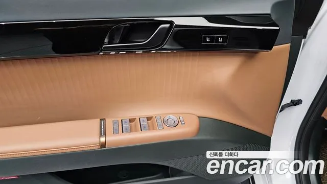 2025 Hyundai Grandeur Hybrid (Gn7) Calligraphy Sold VIN KMHN3411BSA116233 – front exterior