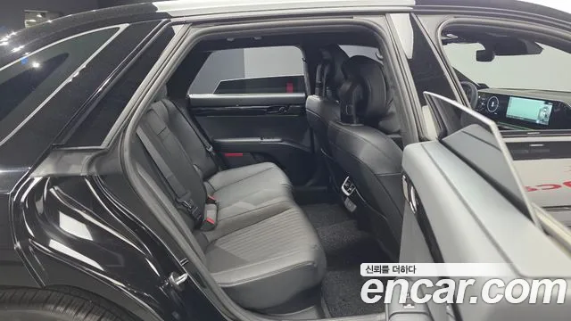 2026 Hyundai Grandeur Hybrid (GN7) Calligraphy Sold VIN KMHN3411BTA129535 – photo 13 2026 Hyundai Grandeur Hybrid (GN7) Calligraphy Sold VIN KMHN3411BTA129535 – photo 13