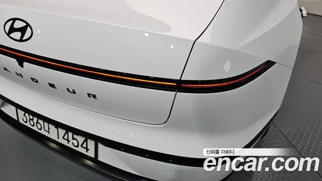 2026 Hyundai Grandeur Hybrid (GN7) Calligraphy Sold VIN KMHN3411BTA150778 – photo 31